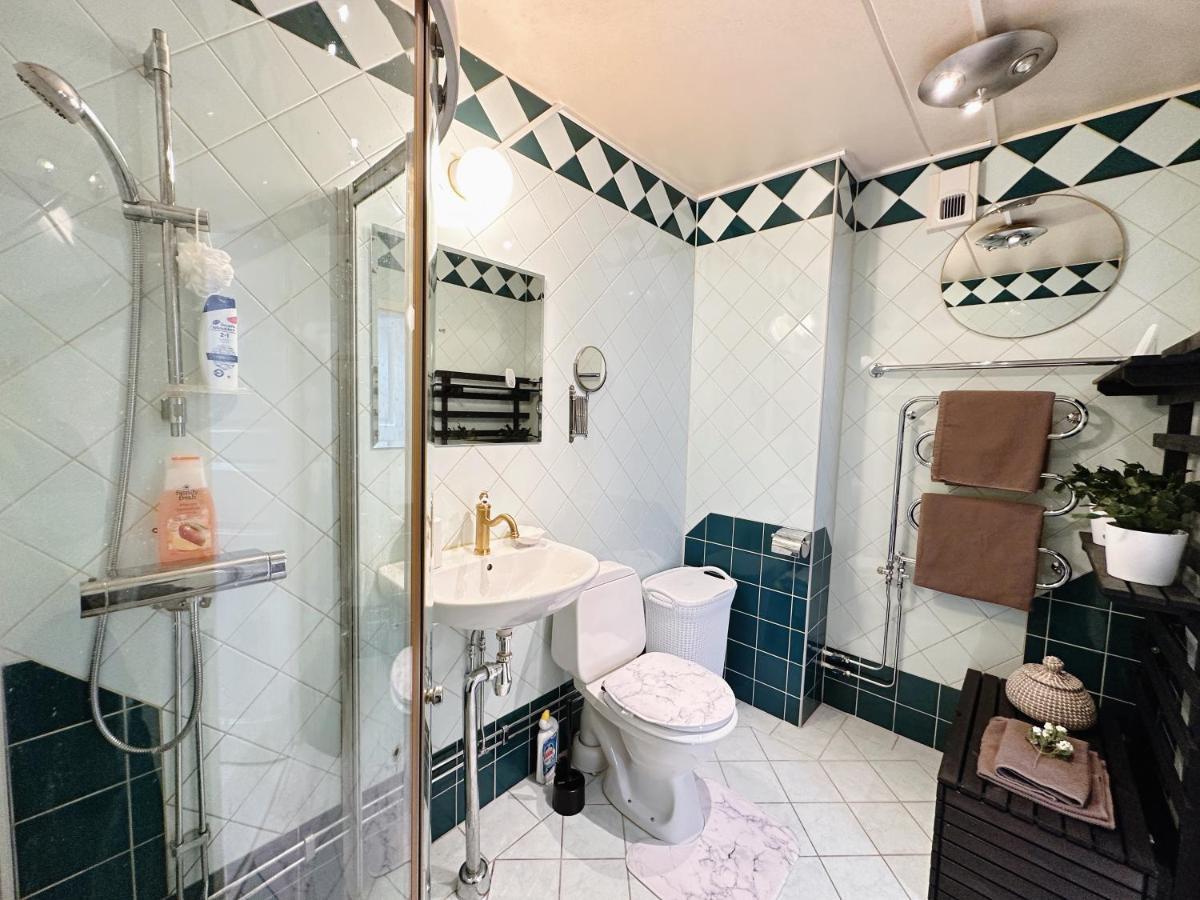 Holiday Travel Apartments Stockholm Luaran gambar
